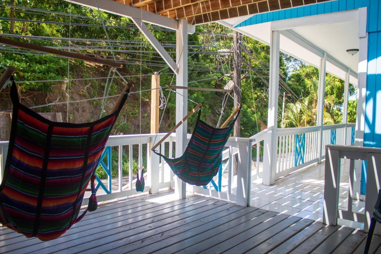 Appartamento Bliss On The Bay For A Family West End Esterno foto